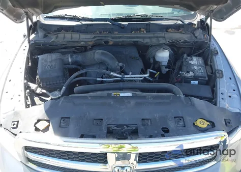 2019 Ram 1500 Classic Slt 4X4 5'7 Box from USA, damaged, VIN 1C6RR7LT8KS605782